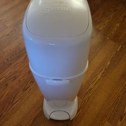 Diaper Genie Diaper Dispens Free