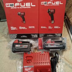 NEW MILWAUKEE M18 FUEL IMPACT WRENCH KIT 
