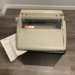 Brother Electric Typewriter Model GX-6750