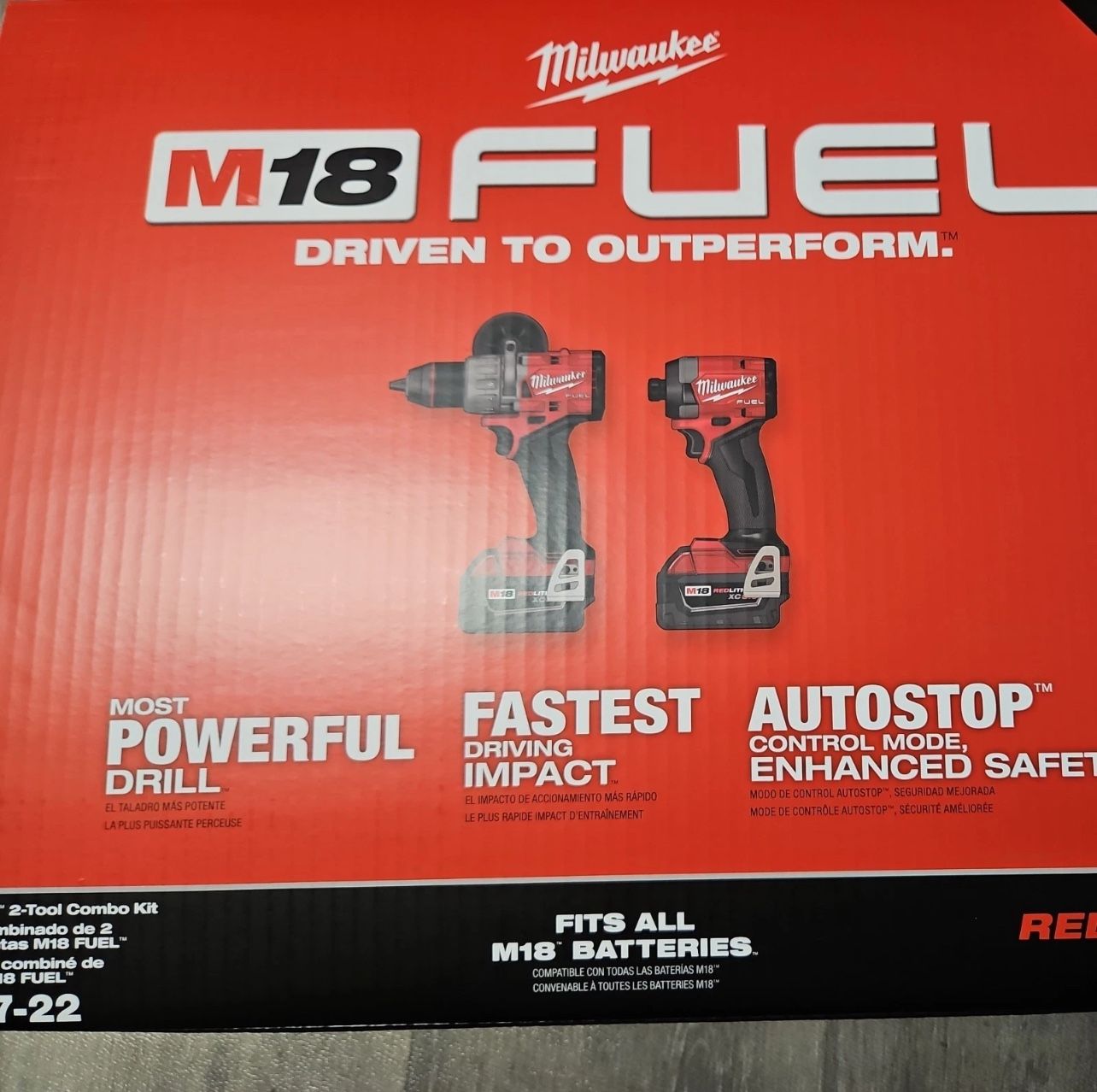 Milwaukee M18 FUEL 18V 2-Tool Combo Kit - Red (3697-22)