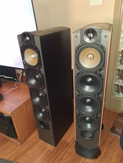 2 PAIRS  PARADIGM STUDIO 100 V3 SPEAKERS