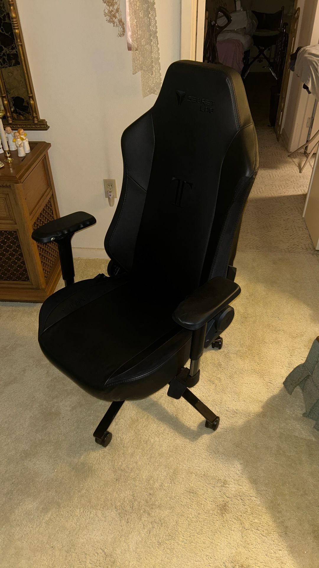 Secret Lab Titan Xl Computer Chair