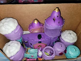 Magic Mixies Castle Playset with Accessories and figurines