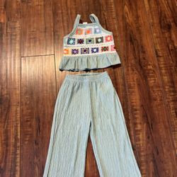 Baby Two-Piece Crochet Set – Size 12-18M