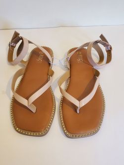 Blush Ankle-Strap Thong Sandals size 10