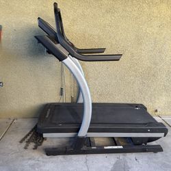 NordiTrac Commercial Incline  $800