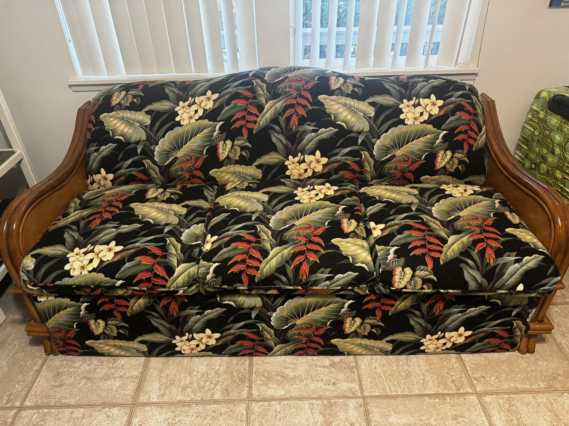 Hawaiian Hide A Bed With Matching Pillows