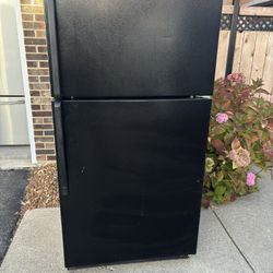 Whirlpool Refrigerator 