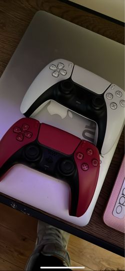 PLAYSTATION 5 BUNDLE