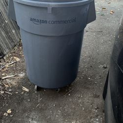 55 Gallon Gray Round Commercial Trash Can with Lid and Dolly 55 Gallons 
