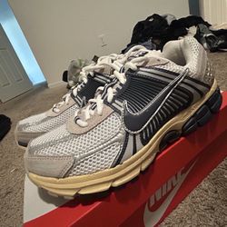 Nike Zoom Vomero 5