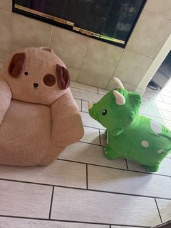 Kids bundle couch and ride on