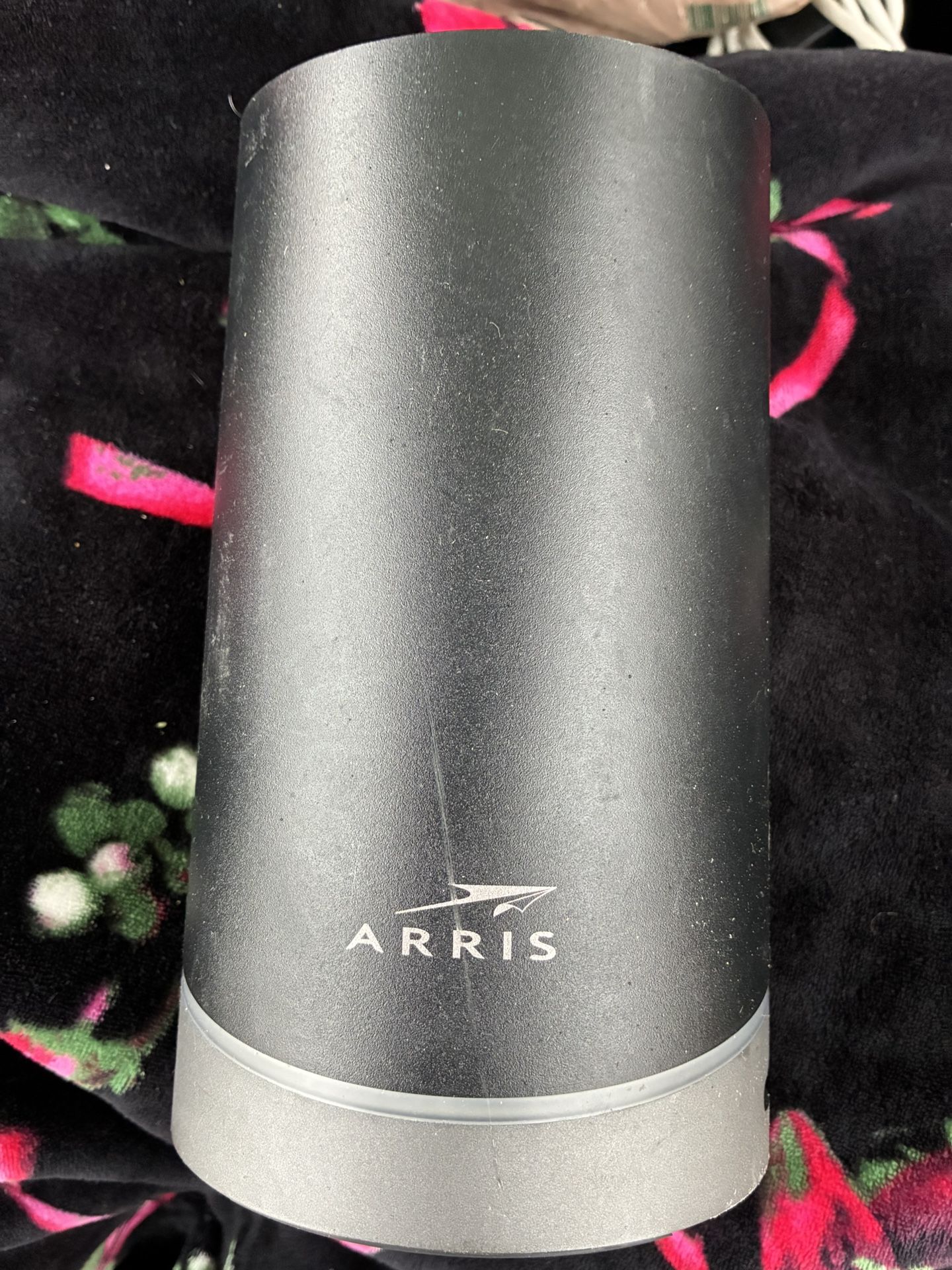 ARRIS SURFboard mAX Pro W31 Wireless-AX Tri-Band Router
