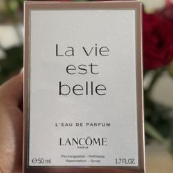 La Vie EST Belle Perfume 