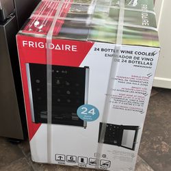 Frigidaire FRWW2432AV  24 Bottle Wine Cooler Temperature 41*-65* BRIGHT LED, Single Zone Temperature Control 🚨 BRAND NEW SEALED 🎁 (OPEN TO TRADES)