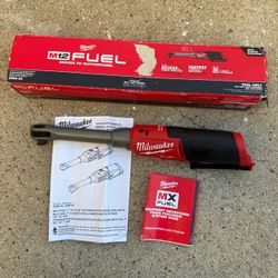 Milwaukee M12 FUEL 12V Lithium-Ion Brushless Cordless 3/8 in. Extended Reach High Speed Ratchet (Tool Only)