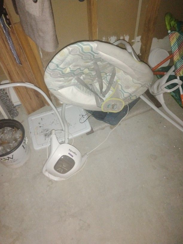 Ingenuity Baby Soothing Swing 