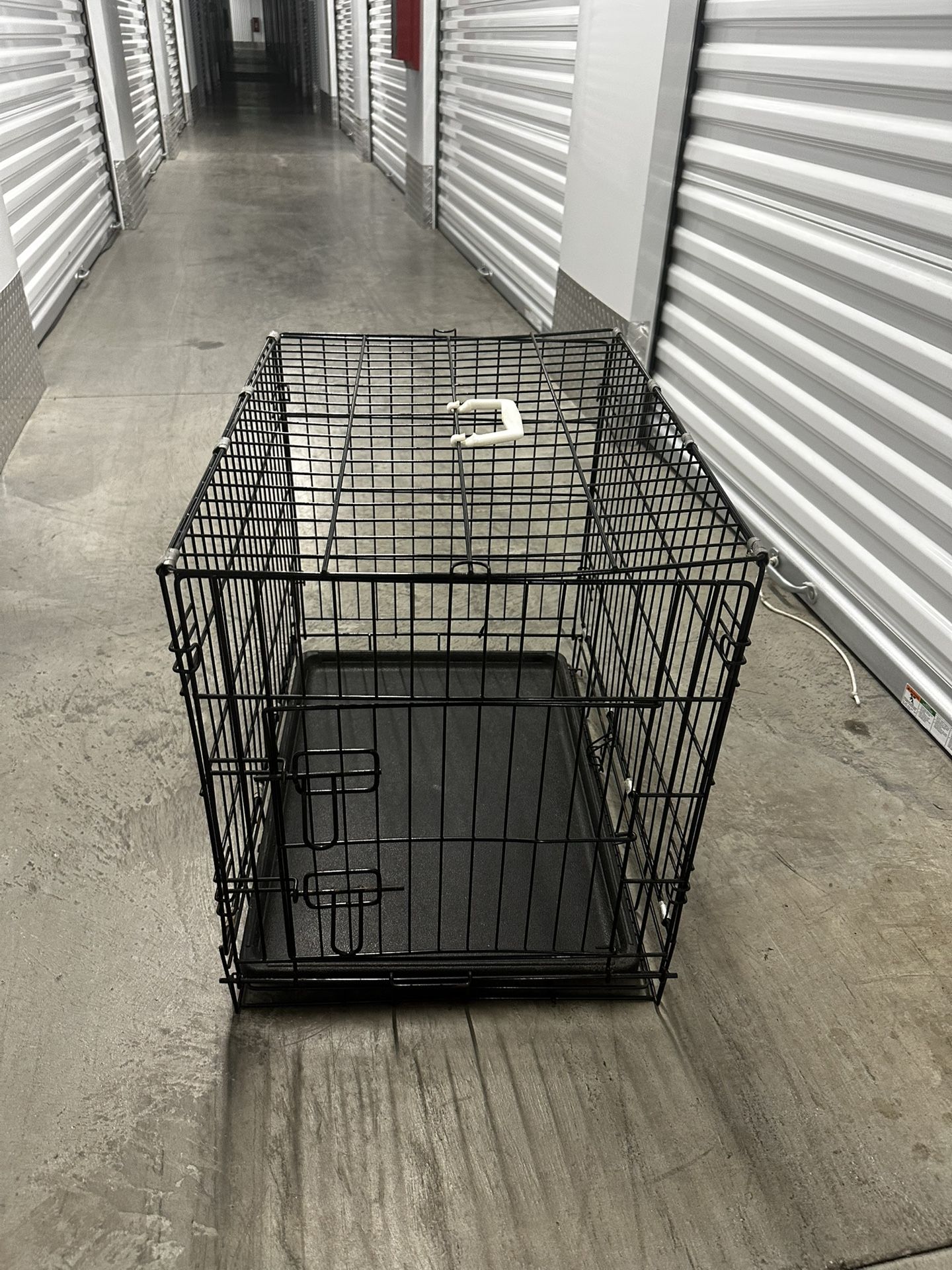 Dog Crate Small OFFERS WELCOME