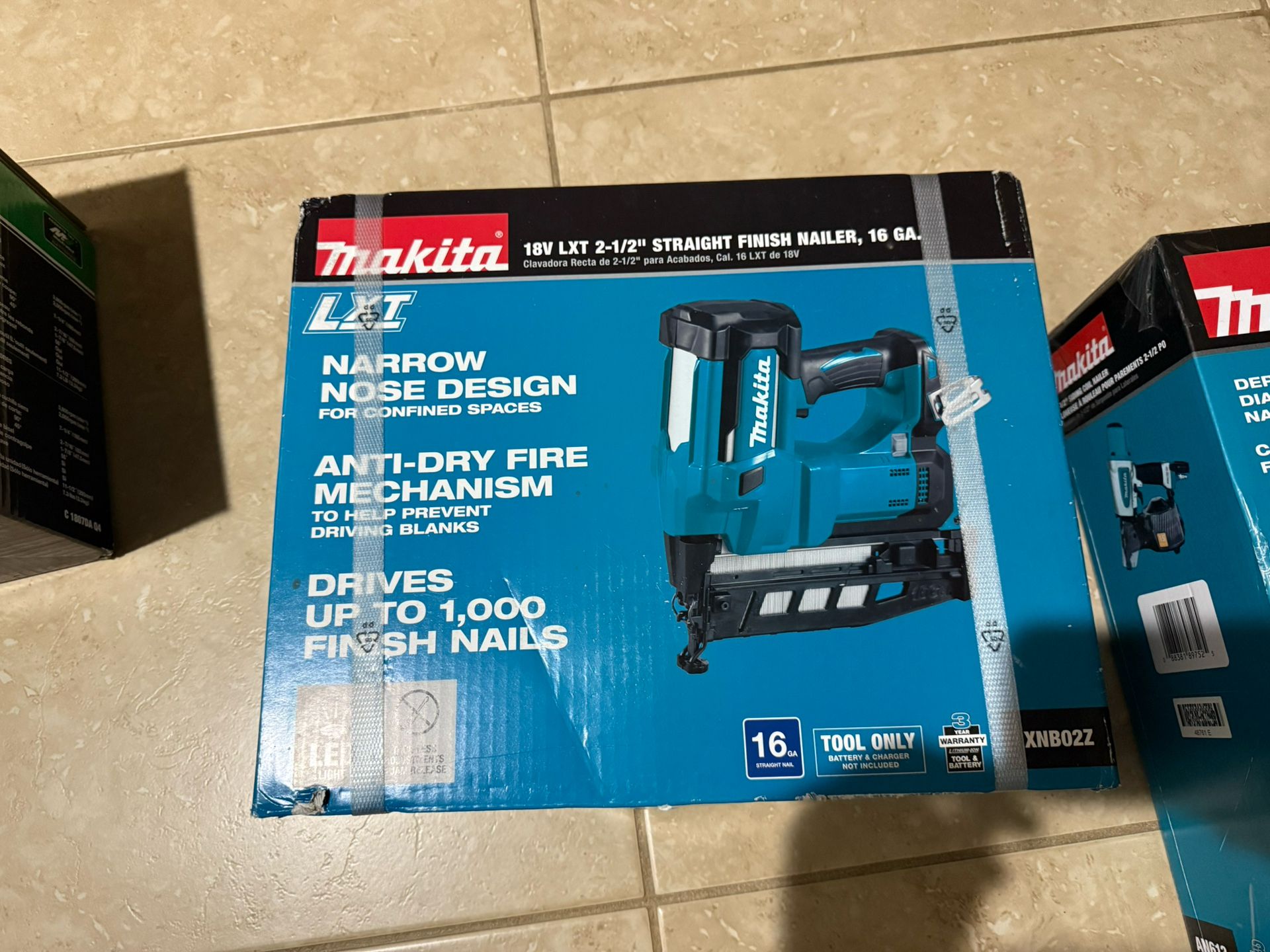 18V LXT Lithium-Ion 16-Gauge Cordless 2-1/2 in. Straight Finish Nailer (Tool Only)