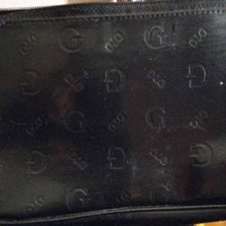 Small Hand Held Blk Guess Clutch Bag