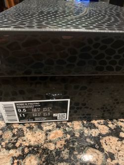 Kobe 4 Protro Draft Day Mystery Pack  size 9.5