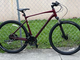 Giant Roam Hybrid Bike