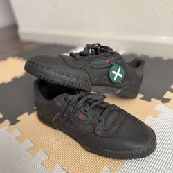 Adidas YEEZY Powerphase Black