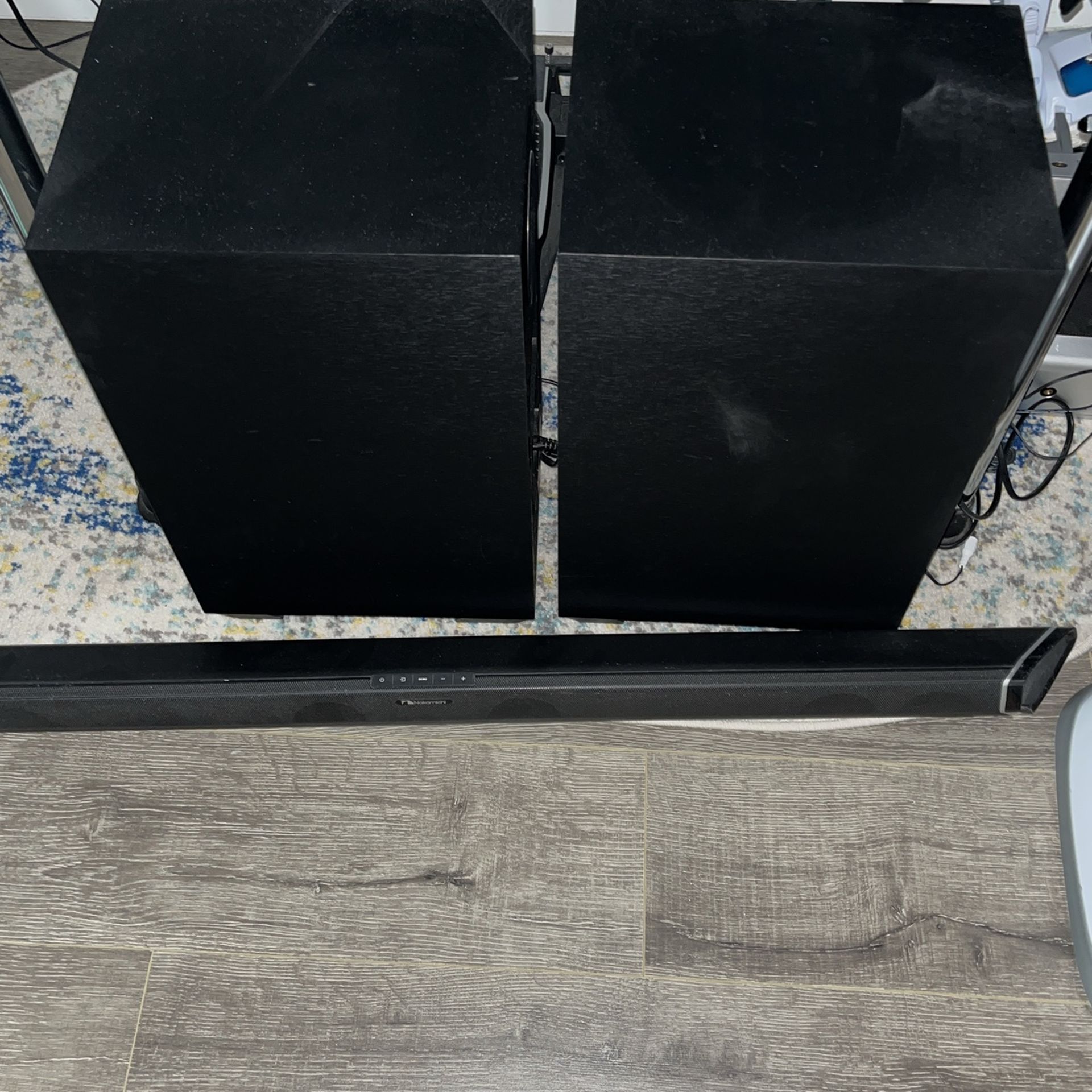 Nakamichi Shockwafe Elite Speakers And Subwoofer