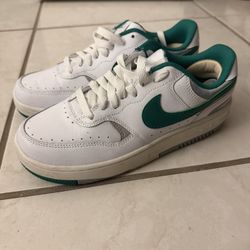 Nike Air Force