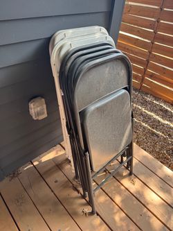 Fold up chairs