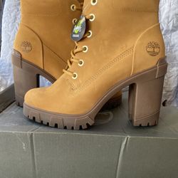 Timberland Women’s Heel Boot 