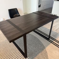 Crate and Barrel Dining Room Set 