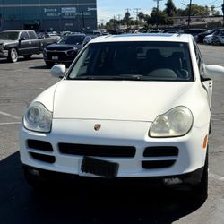2004 Porsche Cayenne