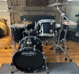 Very Rare 20” Bass Maple CX PDP by DW Drum set w/ Hardware, Zildjian Cymbals and lots of Extras