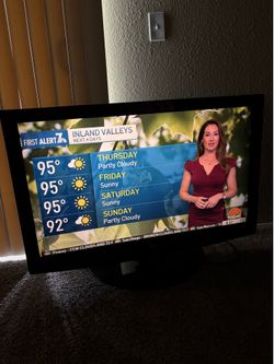 42" Class Full HD 1080p LCD TV  .(.  LG. ) no tv remote.