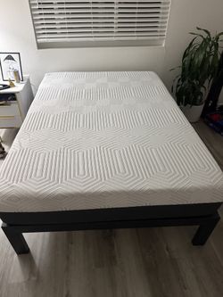 Full Mattress & Bed Platform