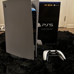 Used PS5 Digital 
