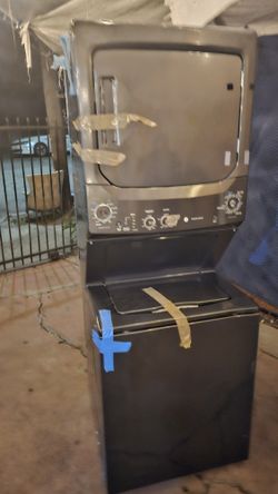 Electric Stackables Washer/dryer