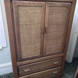 Vintage Oak 1970 Broyhill Wardrobe 