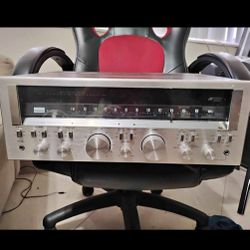 Vintage Sansui G-5700 stereo receiver