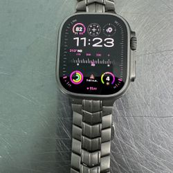 Apple Watch 8 Ultra 
