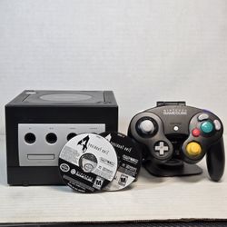 Nintendo GameCube Resident Evil 4 Bundle