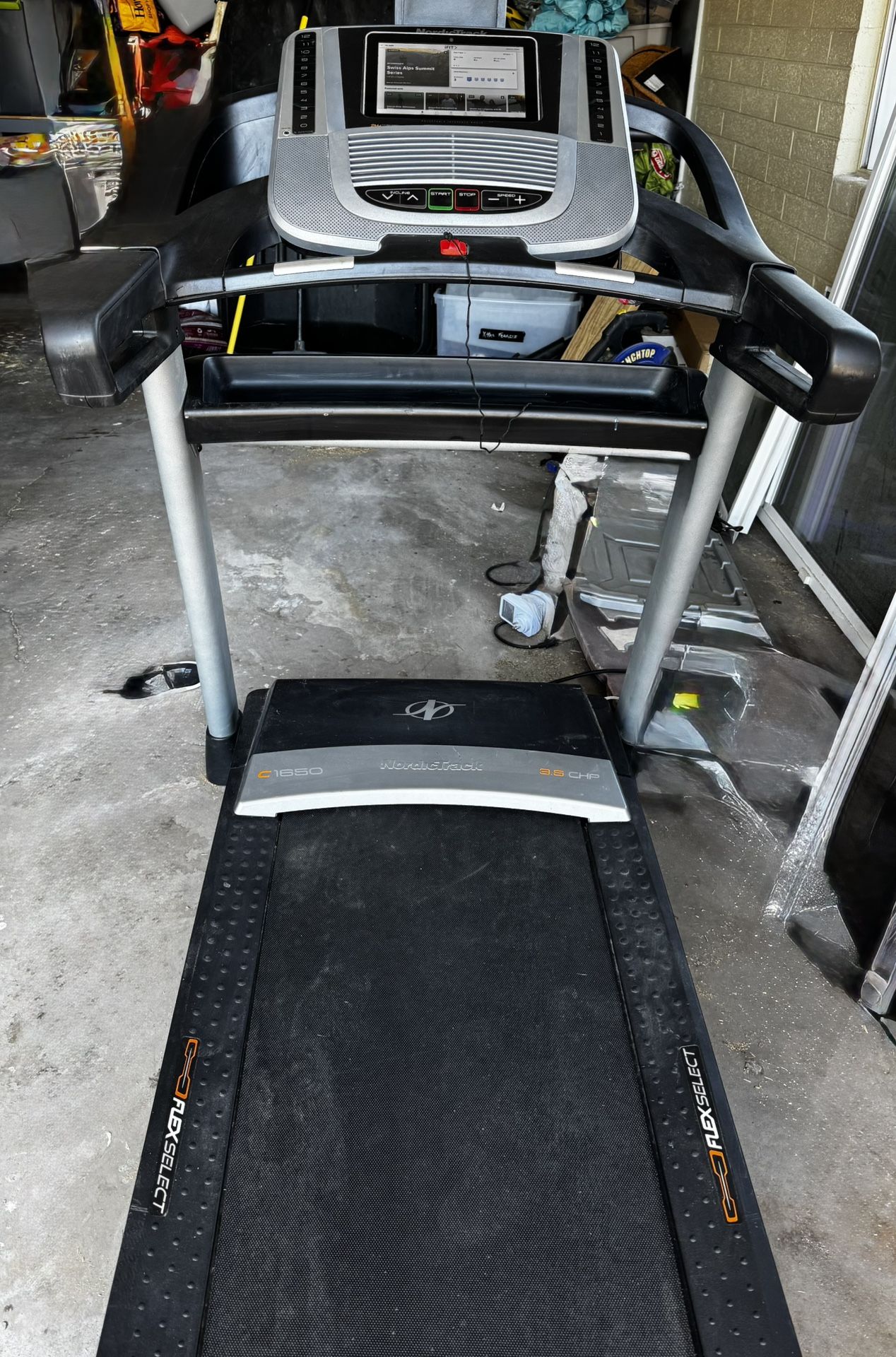 ๐ฅ NordicTrack C1650 Treadmill โ Great Condition! ๐ช๐โโ๏ธ