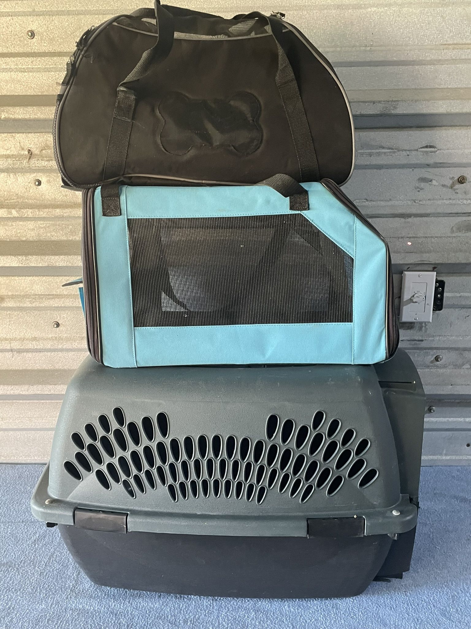 Small Pet Totes/cage/bags
