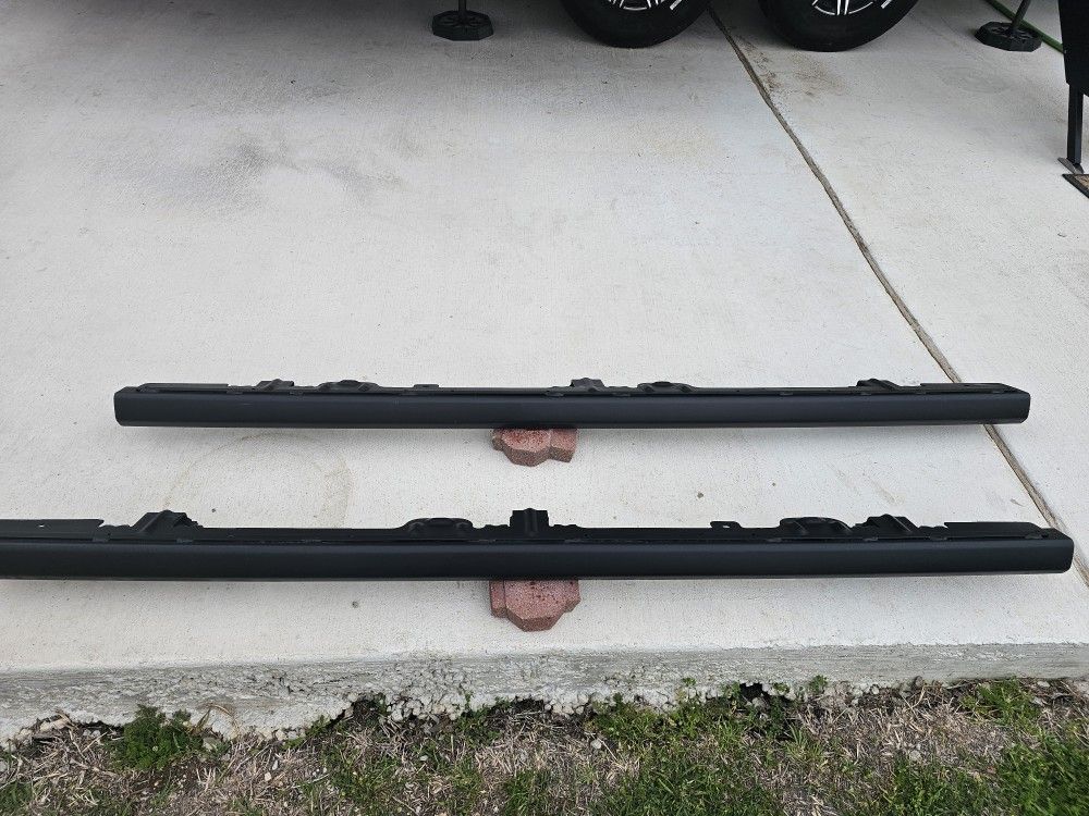 Black Side Rails 