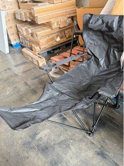 FOLDABLE CAMPING CHAIR