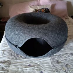 $20. Cat donut, unzips