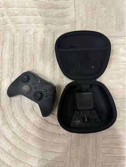 Xbox one elite controller with case additional parts and wire
