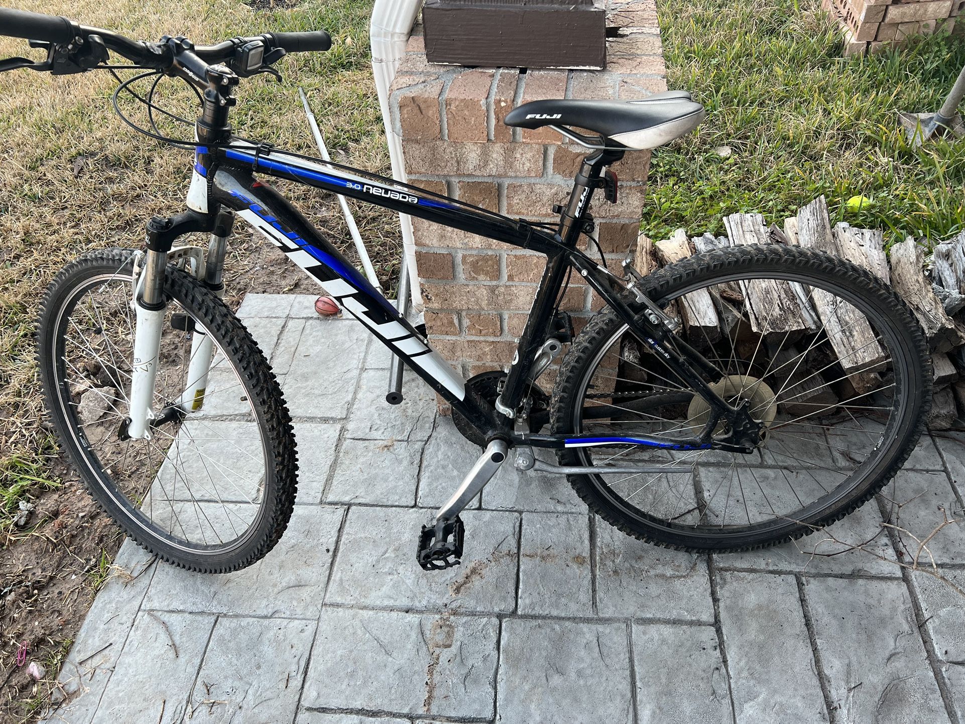 26 Inch Fuji Mountain Bike