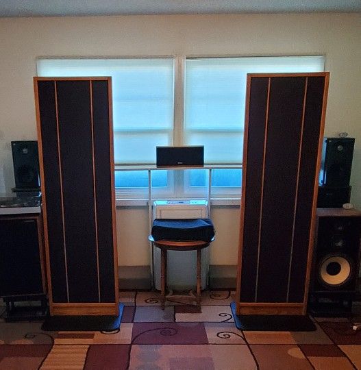 Vintage Magnepan Magnaplanar Panel Speakers